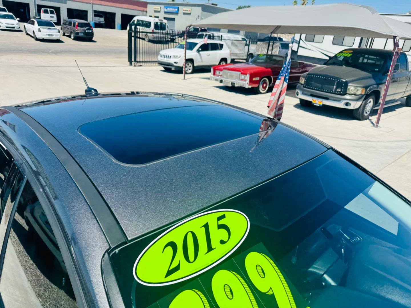 2015 grey Ford Focus (1FADP3F27FL) , located at 2190 Hwy 95, Bullhead City, AZ, 86442, (928) 704-0060, 0.000000, 0.000000 - 2015 Ford Focus SE. 88k miles. new transmission with warranty. runs and drives great. completely serviced. free warranty, free carfax. buy here pay here. we finance. only at Dunton Motors. - Photo#3